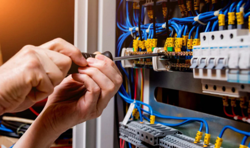 tips on hiring an electrician